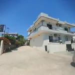 Villa Leonel Zeka